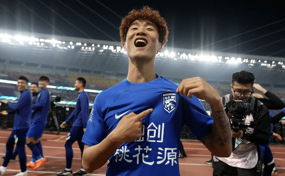关于鲁能胜出，积分榜位置更上一层楼的信息